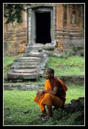 Buddhist Monks_33.jpg